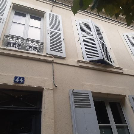Appartement En Centre Ville Nevers Exterior photo